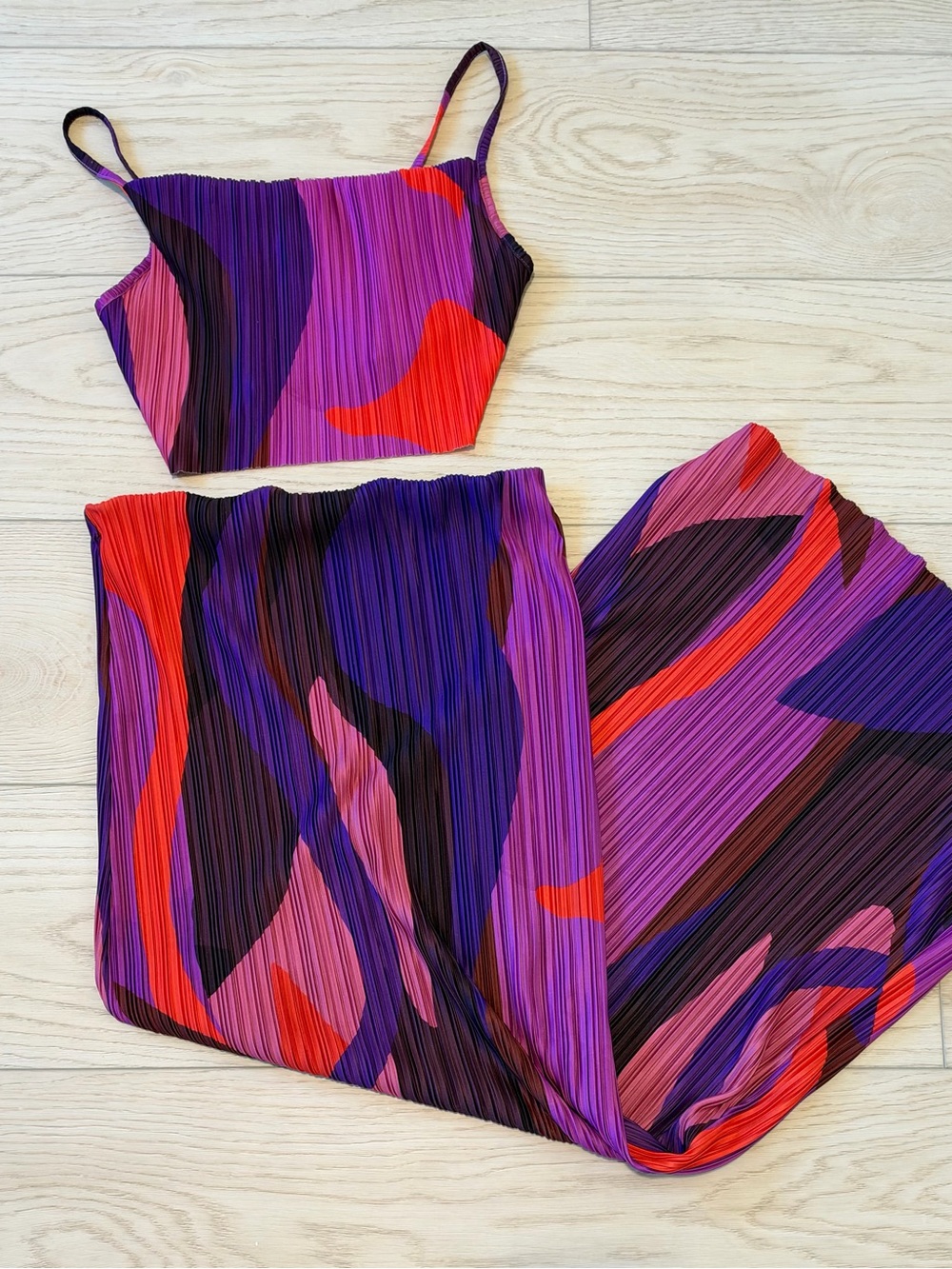 PrettyLittleThing Purple Multi Pleated Crop Top & Maxi Skirt Set